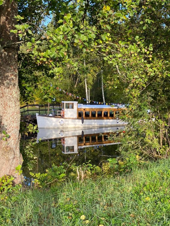Roeda Huset Villa Hallstahammar Bagian luar foto